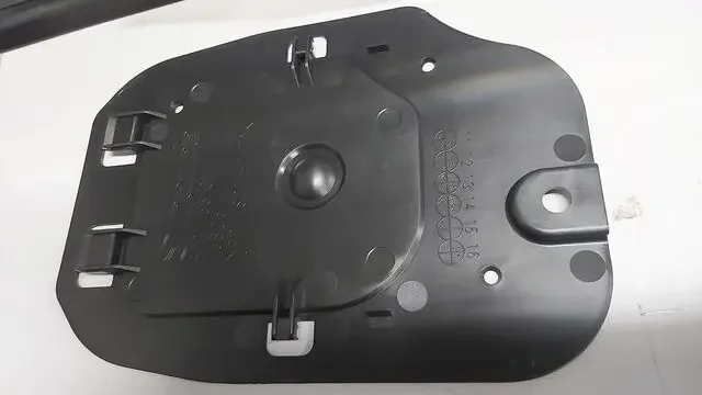 Cover Service Hole - Mazda (BFD1-56-071)